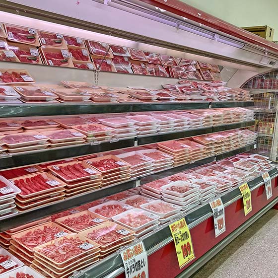 業務スーパー 大津美崎店 精肉売場